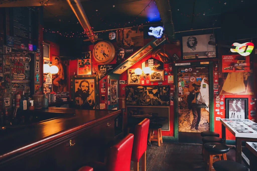 Irish Pub