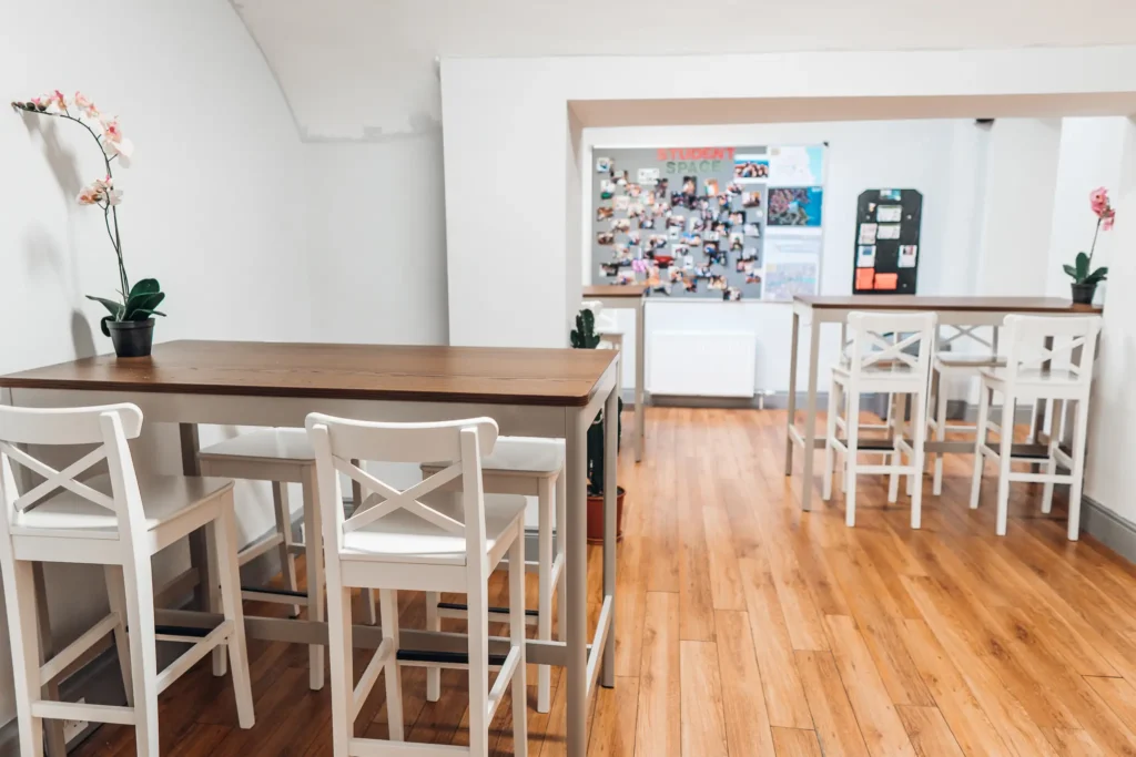 Linguaviva_Viva Café